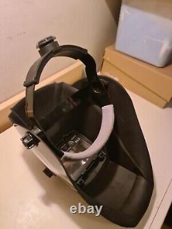 Trueshopping ARC Welder Inverter 130A Portable Stick Welding Machine + Helmet